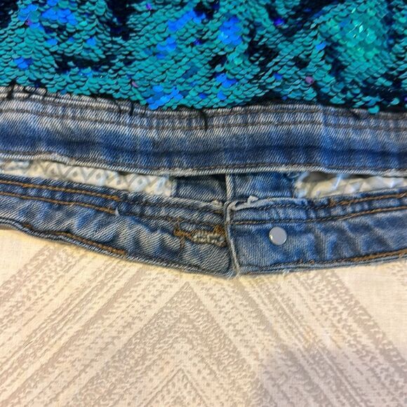 Tractr Girls Sequins Back Patch Denim Distressed Jacket - Size L - Picture 3 of 8